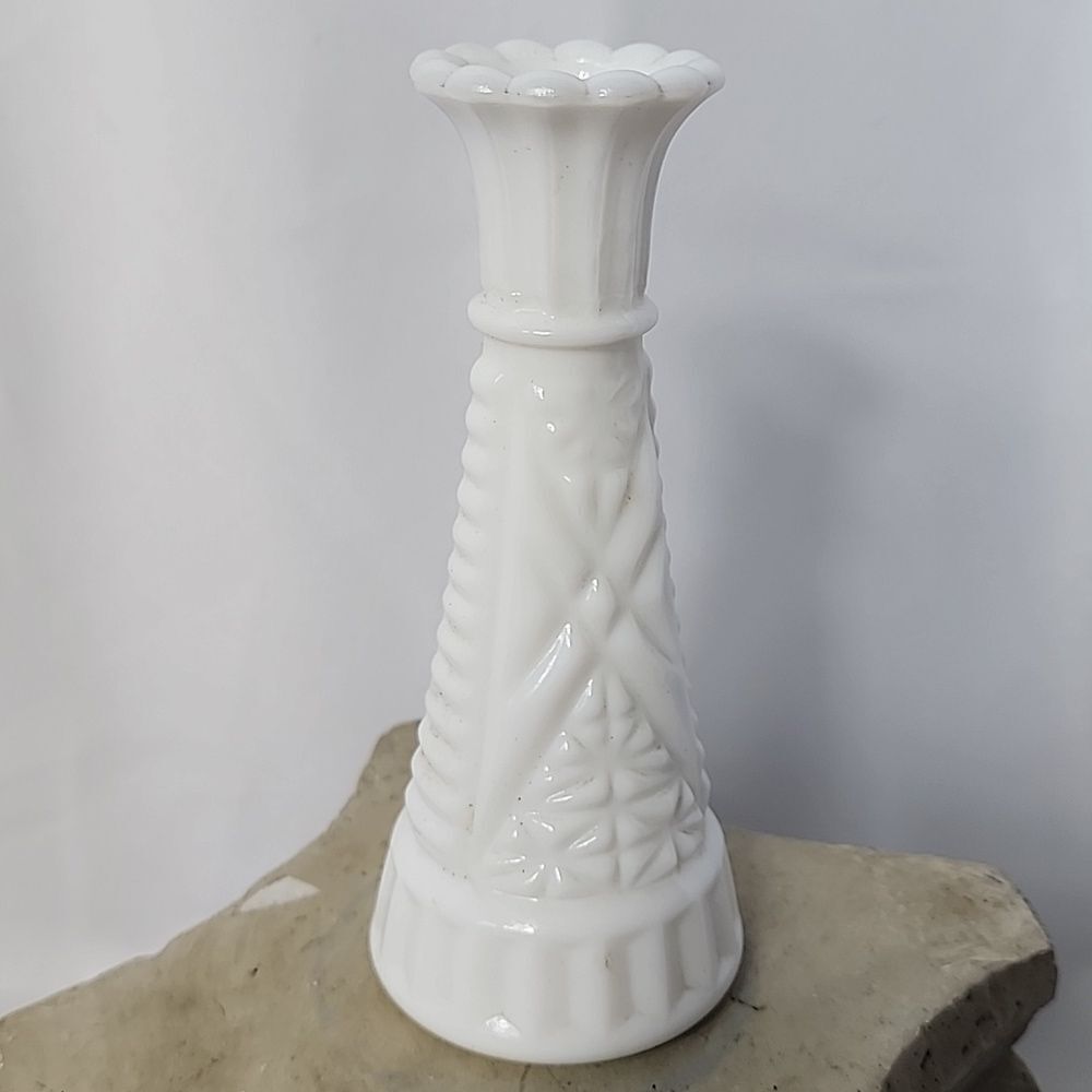 Vintage Detailed Decorative Milk Glass Vase